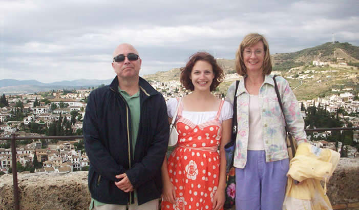 Alumna Nicole Nathan with Spanish Professors in Granada, Spain