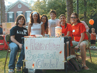 Students of the Spanish Club at Madison´s Hispanic Festival